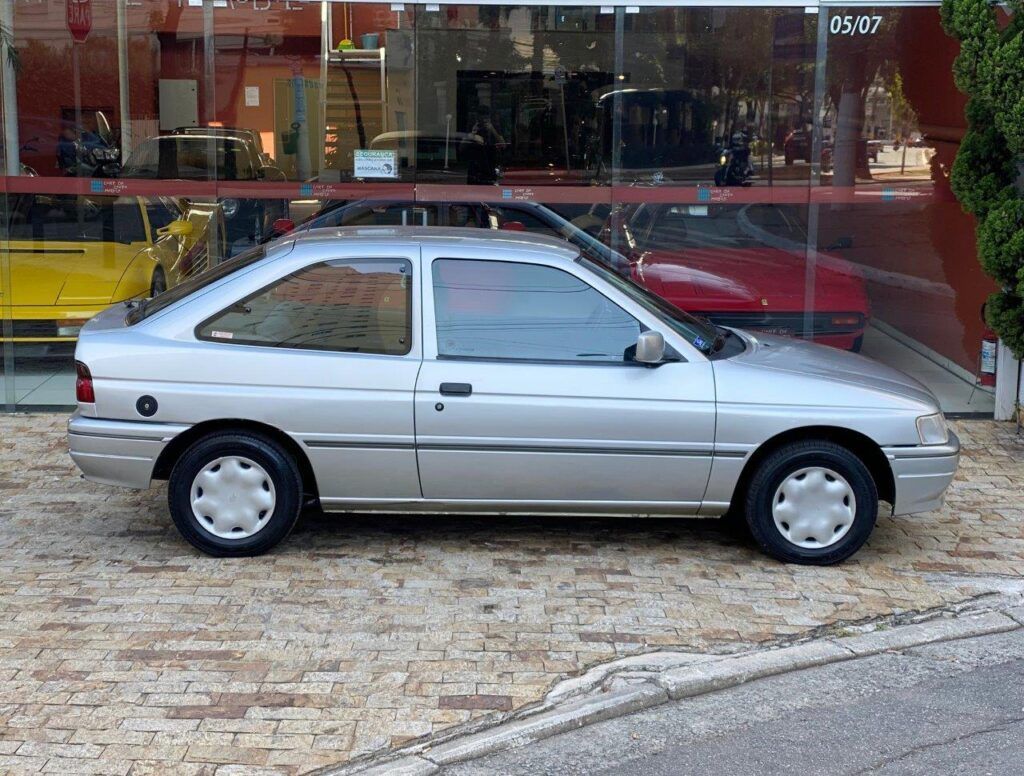 1996 Ford Escort – Manual do Proprietário