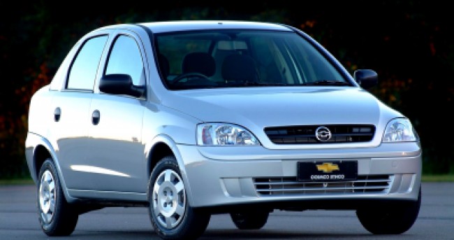 2004 Chevrolet Corsa – Manual do Proprietário