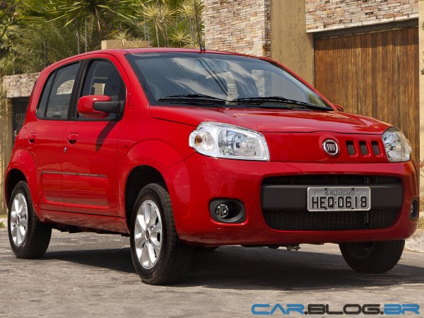 2013 Fiat Uno – Manual do Proprietário