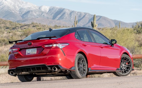 2020 Toyota Camry – Manual do Proprietário