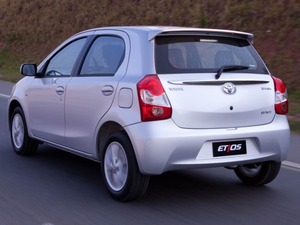 2016 Toyota Etios – Manual do Proprietário