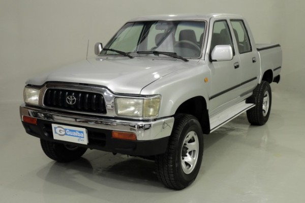 2002 Toyota Hilux – Manual do Proprietário