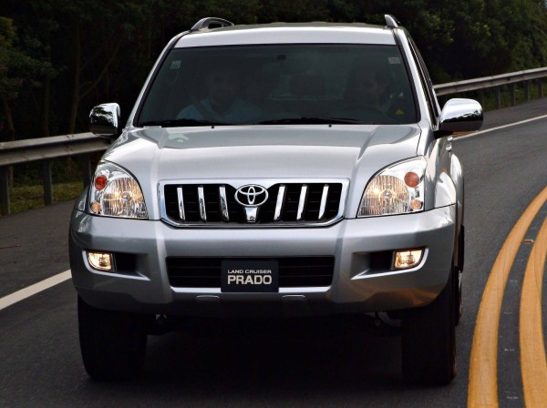 2003 Toyota Prado – Manual do Proprietário