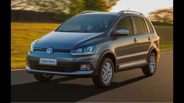 2015 Volkswagen Spacefox – Manual do Proprietário