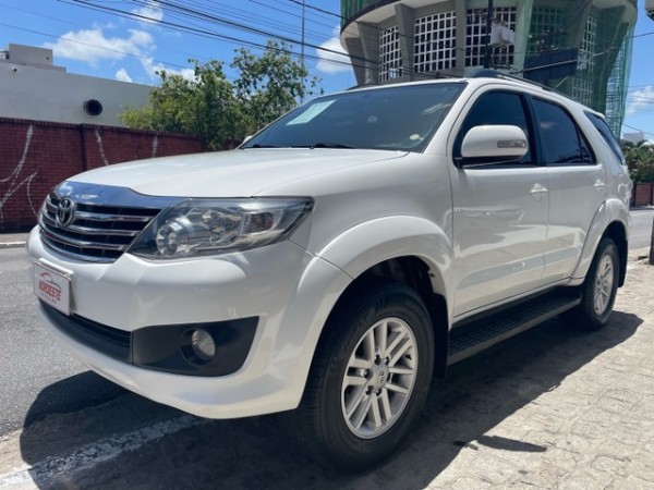 2014 Toyota Sw4 – Manual do Proprietário