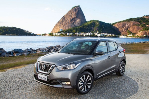 2017 Nissan Kicks – Manual do Proprietário