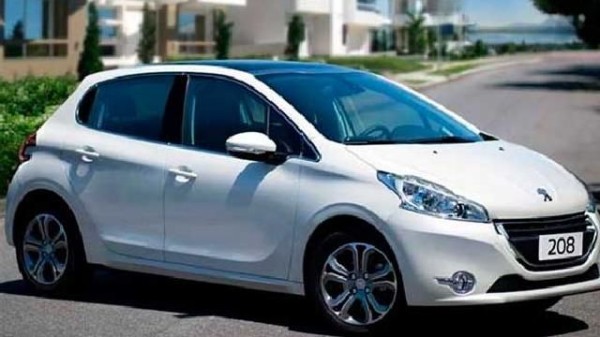 2015 Peugeot 208 – Manual do Proprietário